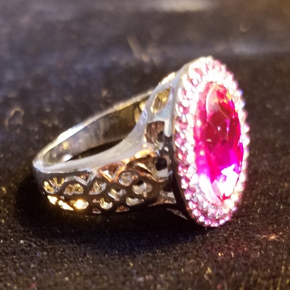 4.85ct lab ruby in silver. Sz. 7, 8 - Picture 4 of 8